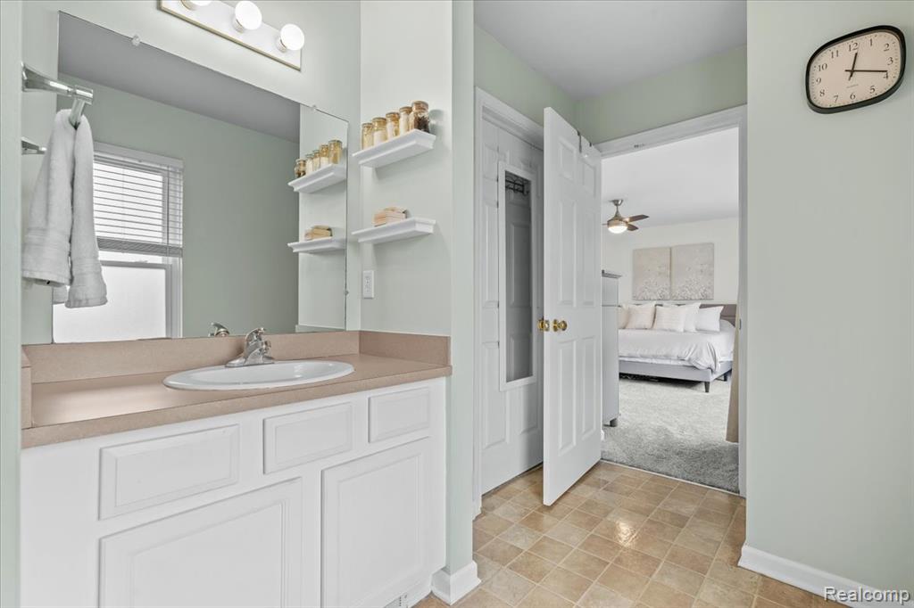 50462 Theodore Lane, Chesterfield, MI — Photo 19