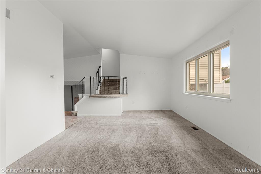 12345 Bedford Drive, Southgate, MI 48195 — Photo 6