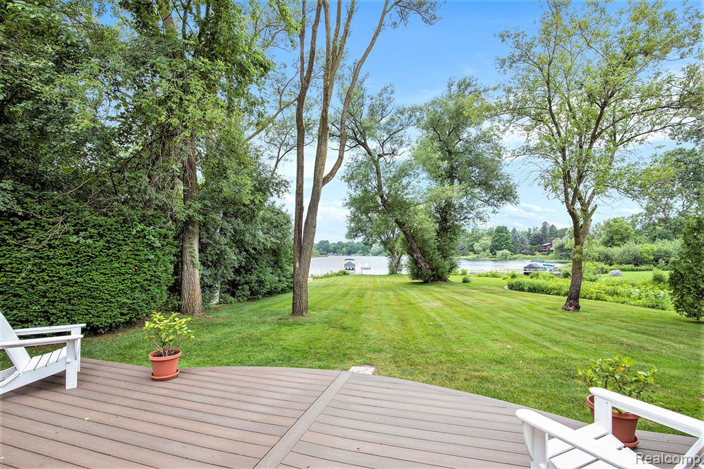 6823 Park Lake Drive, Clarkston, MI — Photo 38