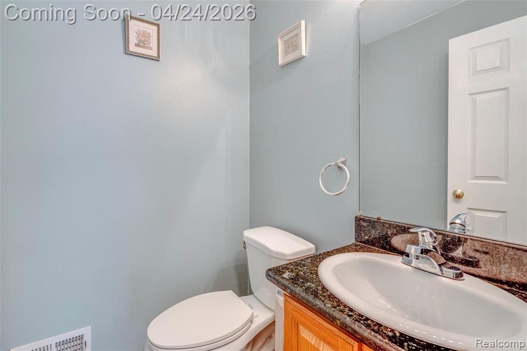 43470 Algonquin Drive, Novi, MI — Photo 19