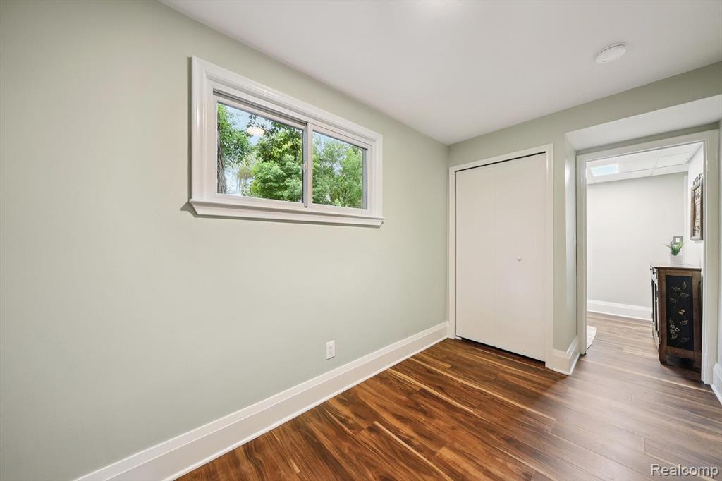 425 Kendry Avenue, Bloomfield Hills, MI 48302 — Photo 36