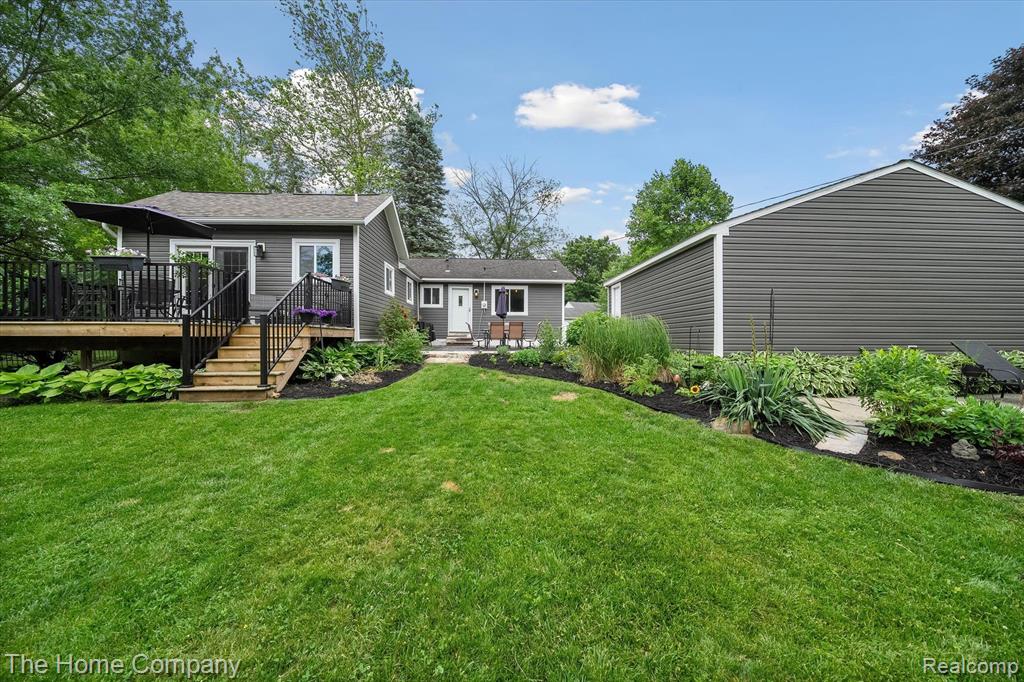 764 Dunreath Street, Wolverine Lake, MI 48390 — Photo 30