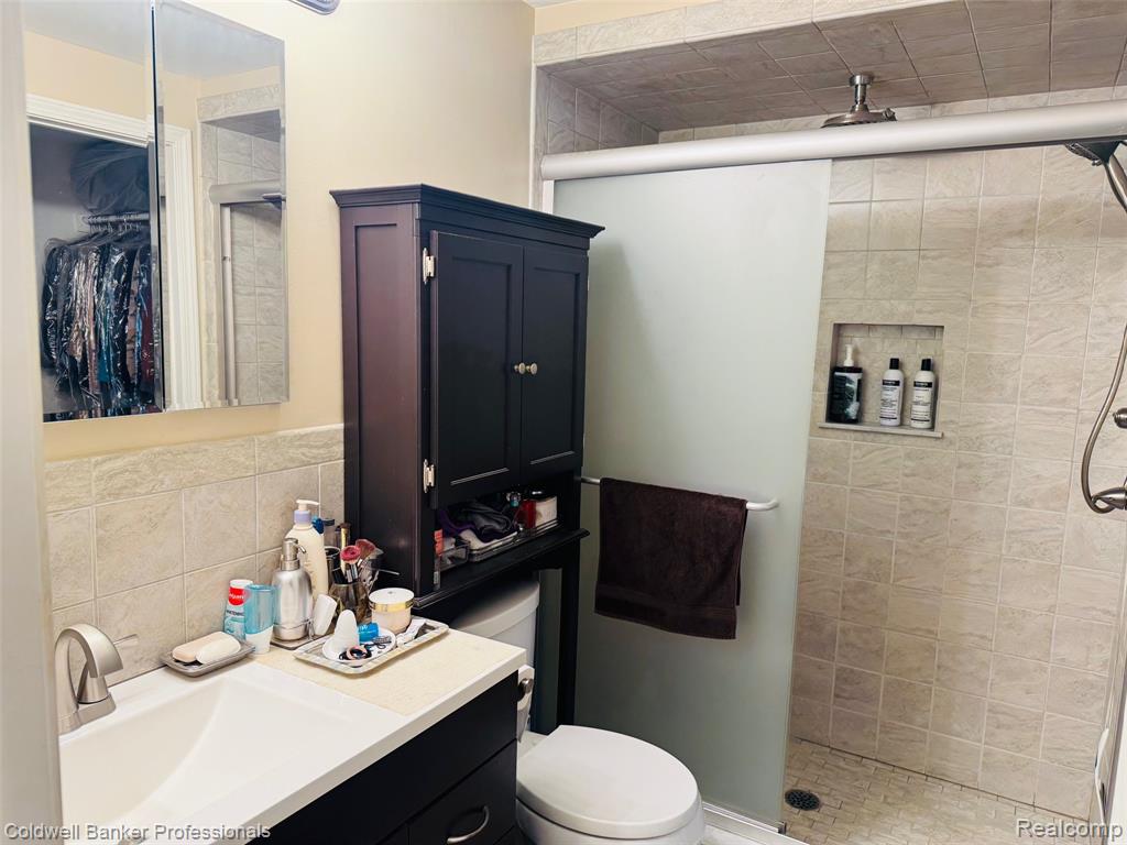 37021 E Aragona Drive, Clinton Twp, MI 48036 — Photo 19