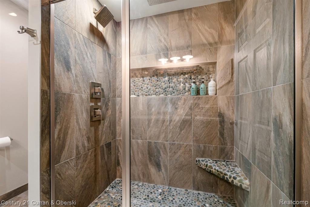 23498 Prescott Lane W, South Lyon, MI 48178 — Photo 66