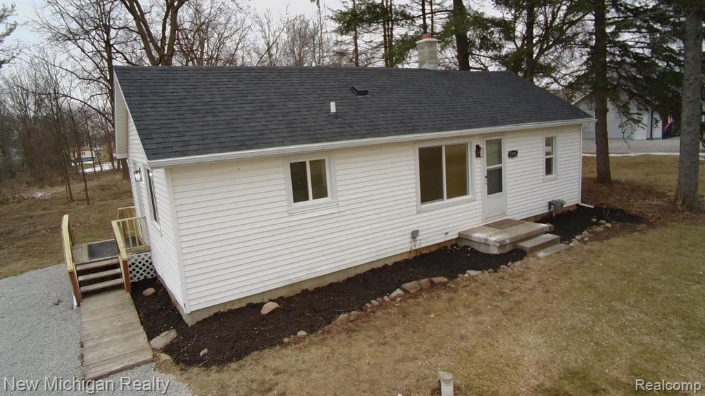 5390 BROBECK Street, Flint, MI 48532 — Photo 2