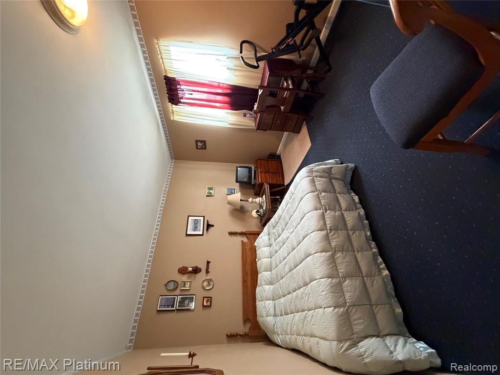 601 HOLLY BUSH DRIVE, Holly, MI 48442 — Photo 9