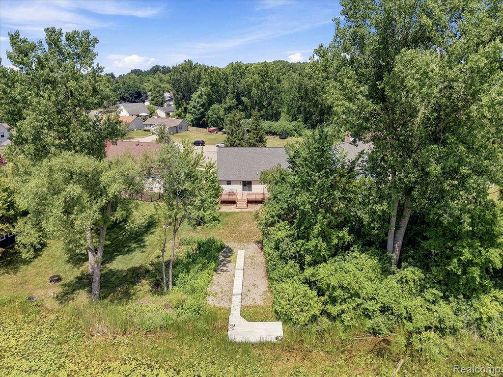 879 Barren Oaks Drive, Pontiac, MI 48341 — Photo 48