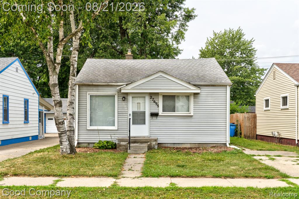 27699 Brettonwoods Street, Madison Heights, MI 48071