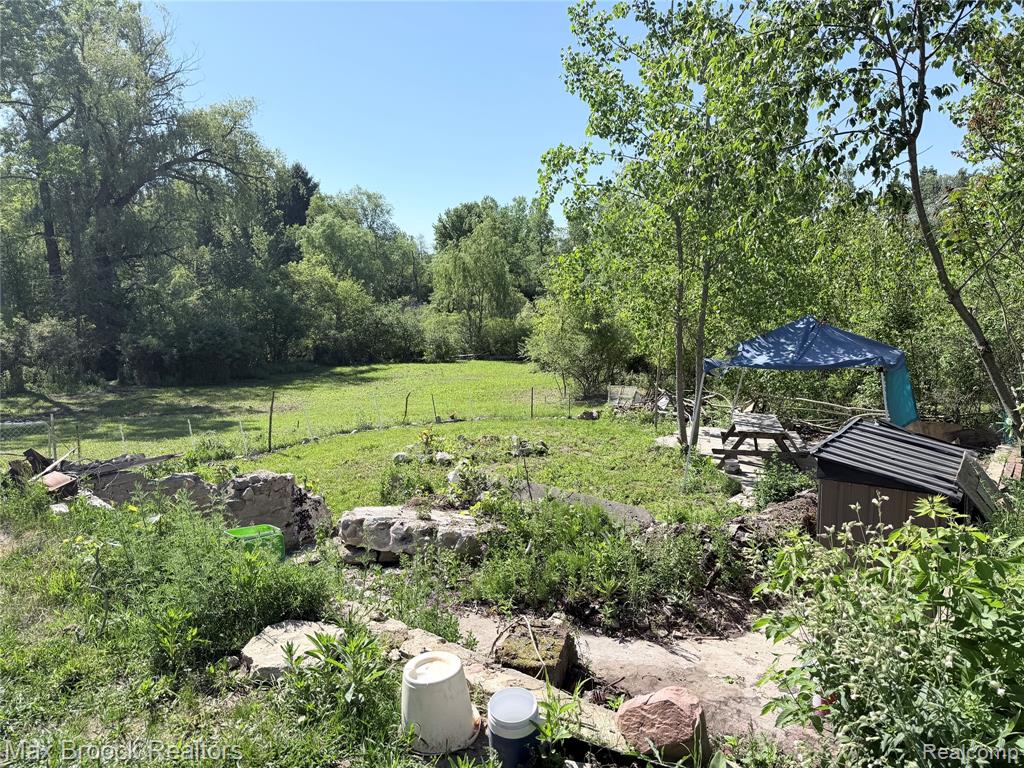 4630 Catlin Road, Columbiaville, MI 48421