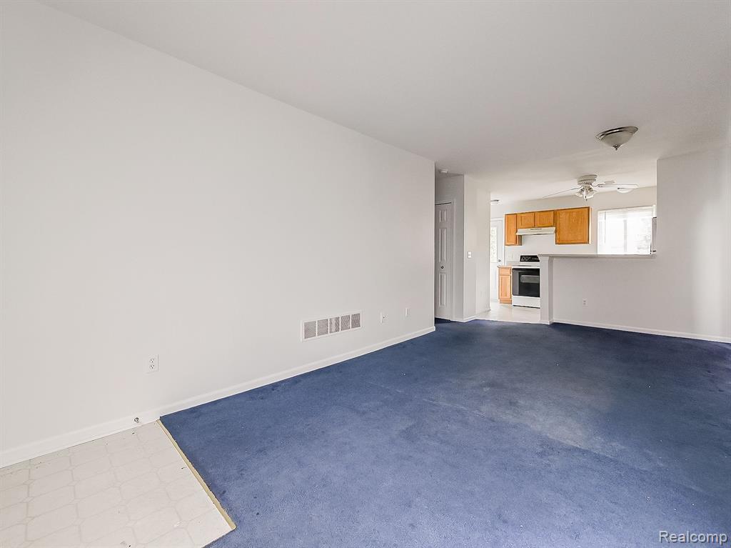 23490 STOFLET Lane, Trenton, MI 48183 — Photo 3