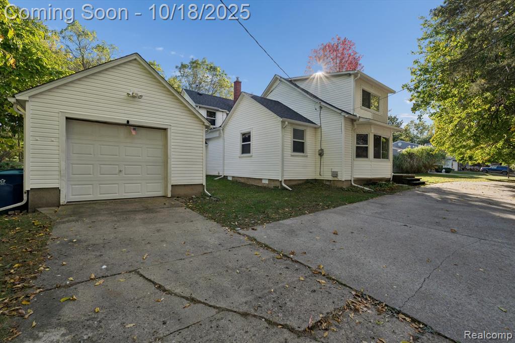 802 Tickner Street, Linden, MI 48451 — Photo 2