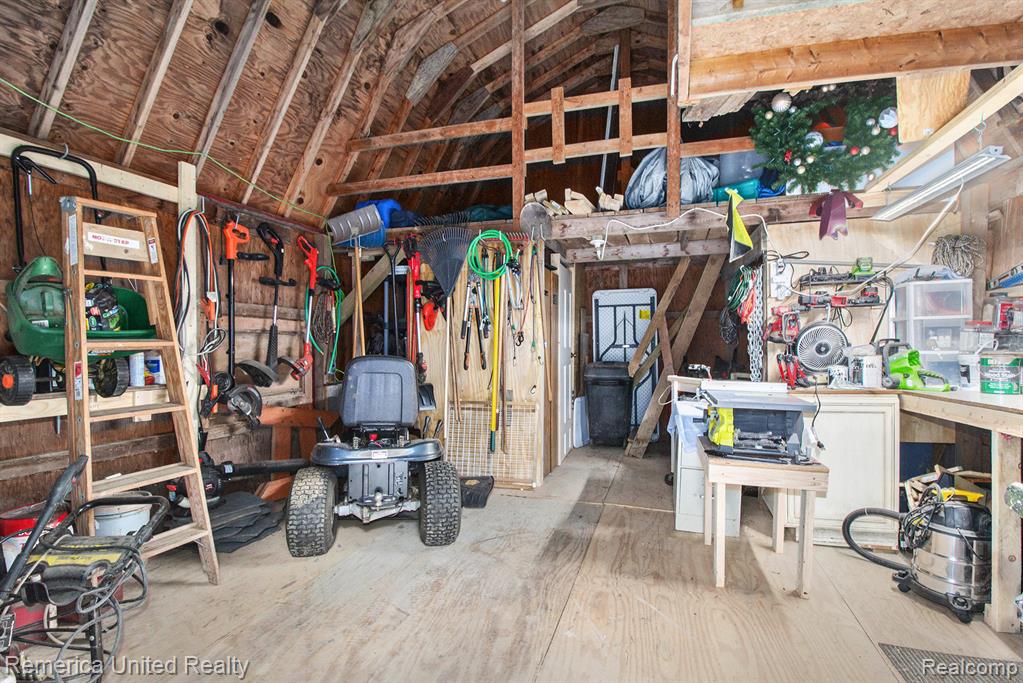 13900 Rocky Ridge, Hartland, MI 48353 — Photo 29