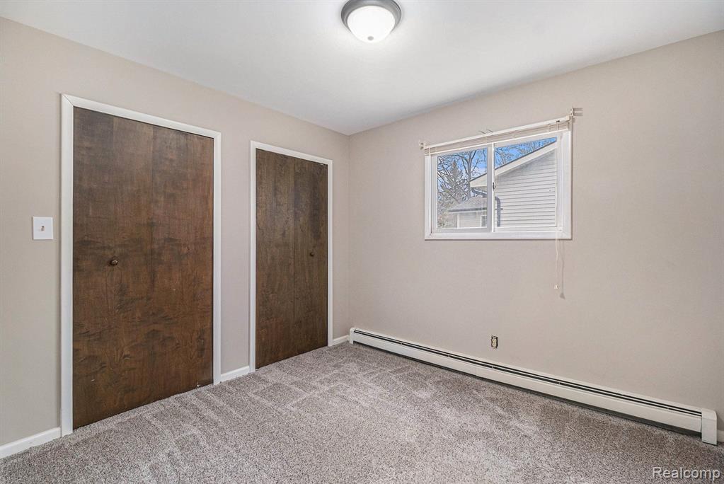 46474 VINEYARD Avenue, Shelby Twp, MI 48317 — Photo 10