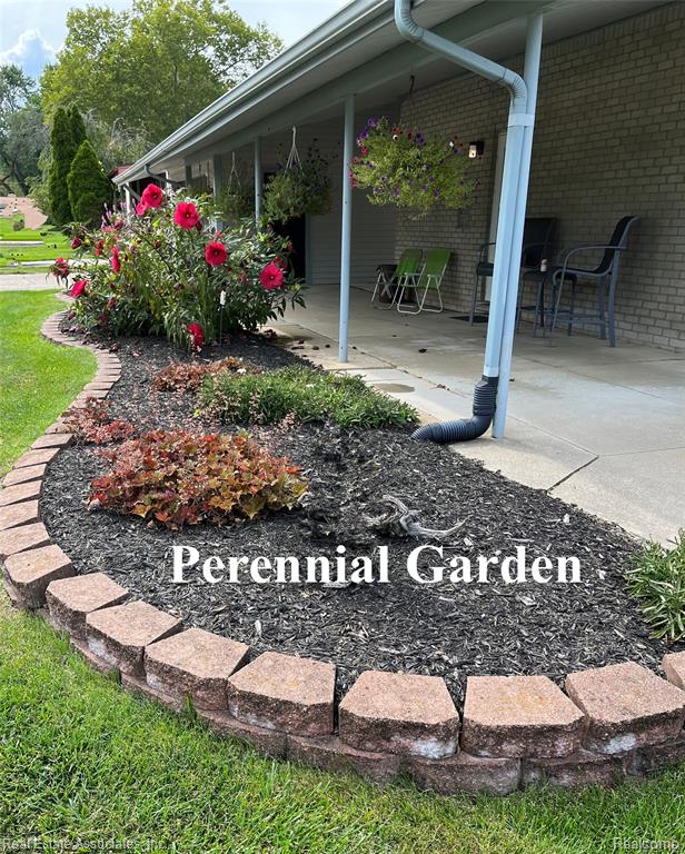 9219 Melrose Street, Livonia, MI 48150 — Photo 11