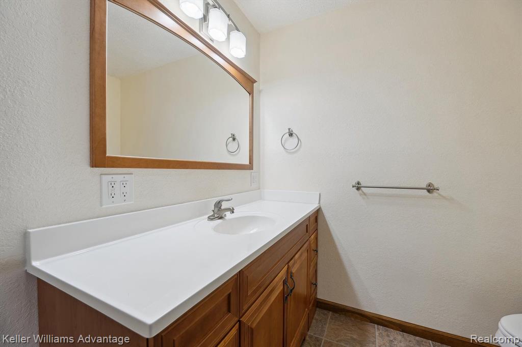 6521 Grand Circle Drive, Brighton, MI 48116 — Photo 16