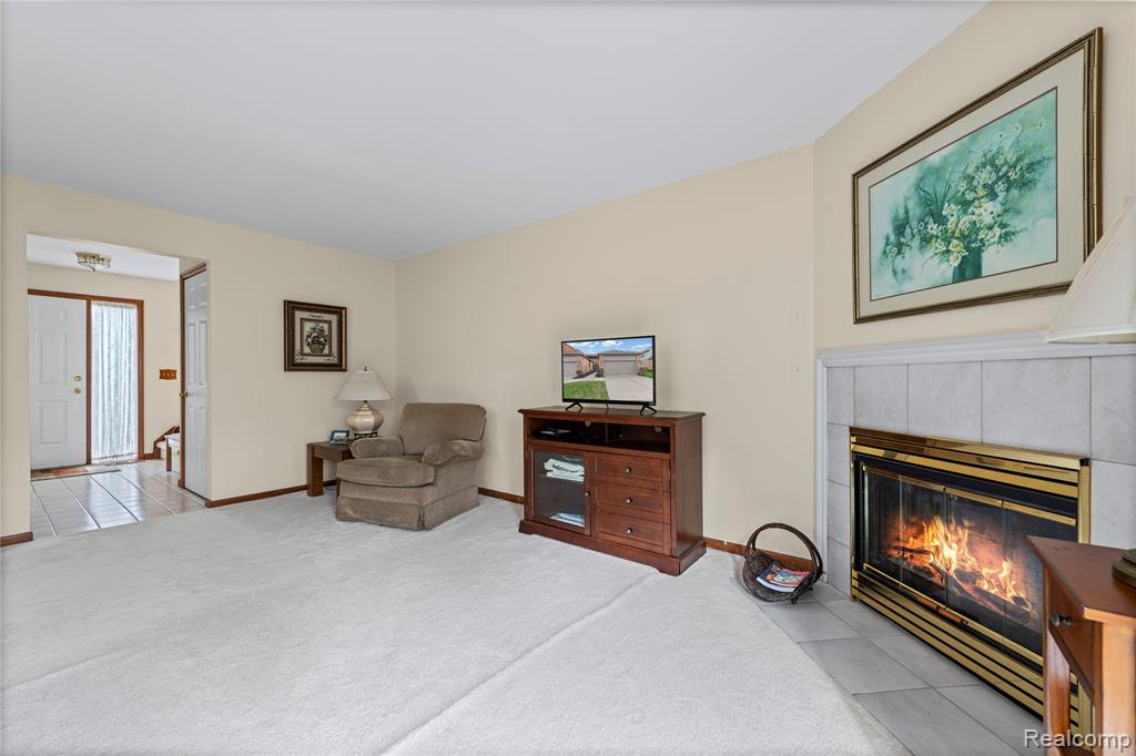 4660 Royal Cove Drive, 5, Utica, MI 48316 — Photo 15