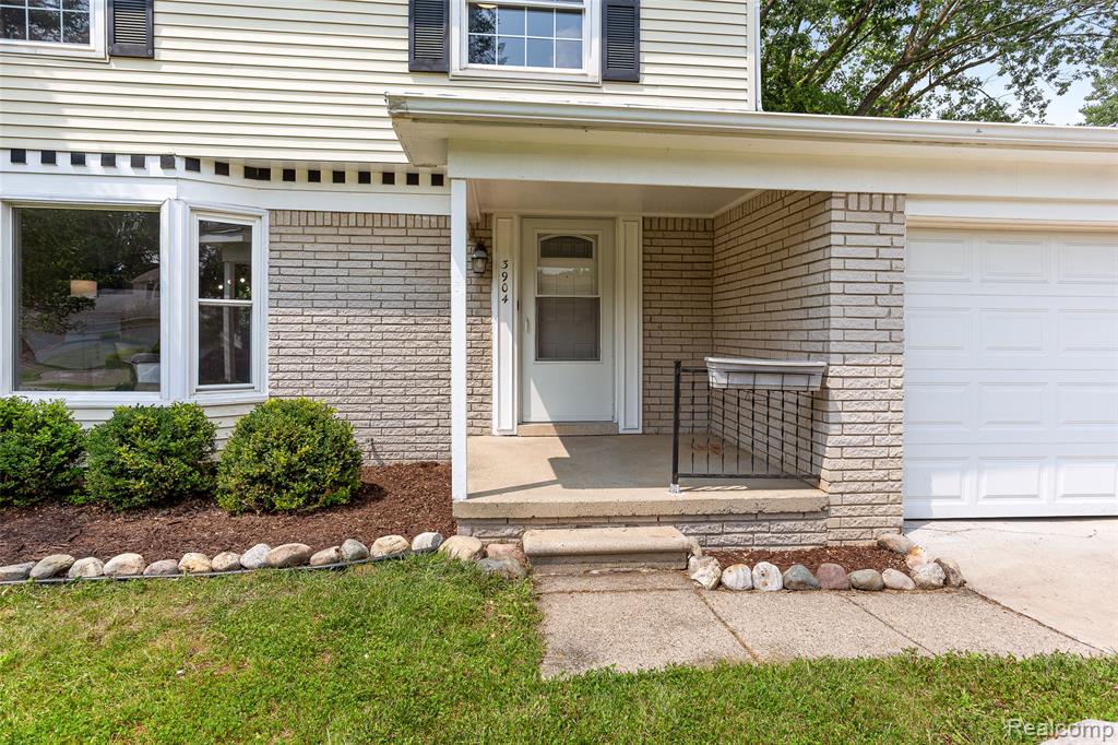3904 Cloverlawn Avenue, Ypsilanti, MI 48197 — Photo 3