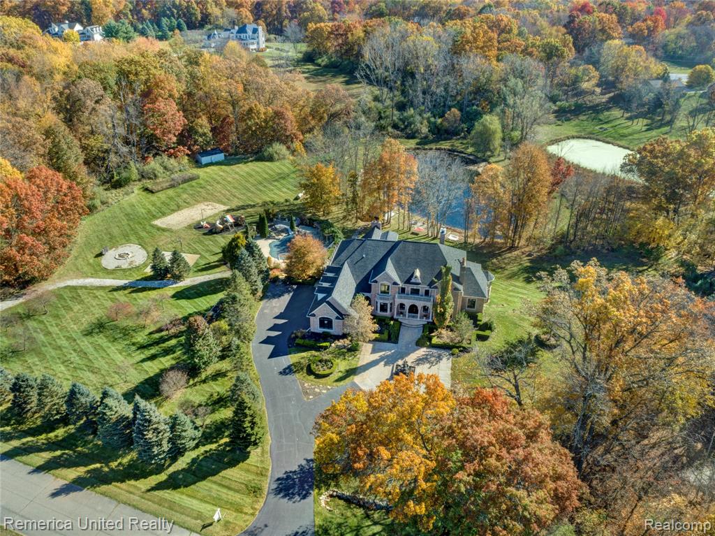 1221 Wilderness Hills Trail, Pinckney, MI 48169 — Photo 9