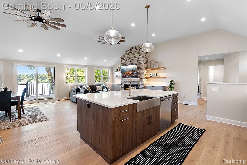 1420 Pettibone Lake Road, Highland, MI 48356 — Photo 12
