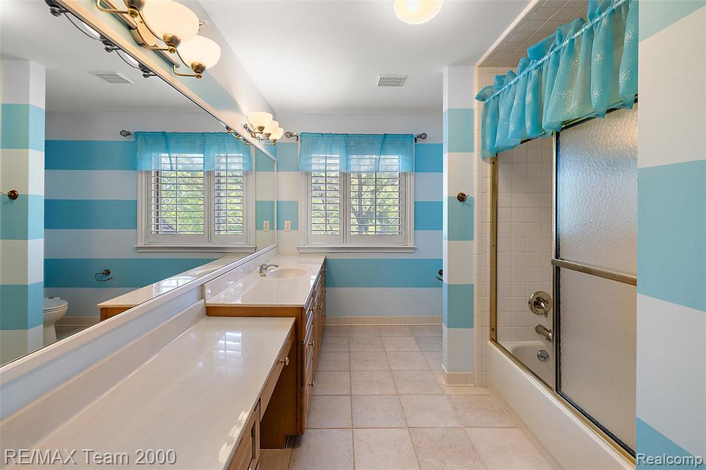 630 Sheldon Court, Rochester, MI 48306 — Photo 56