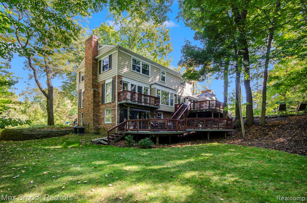 32533 Robinhood Drive, Beverly Hills, MI 48025 — Photo 5