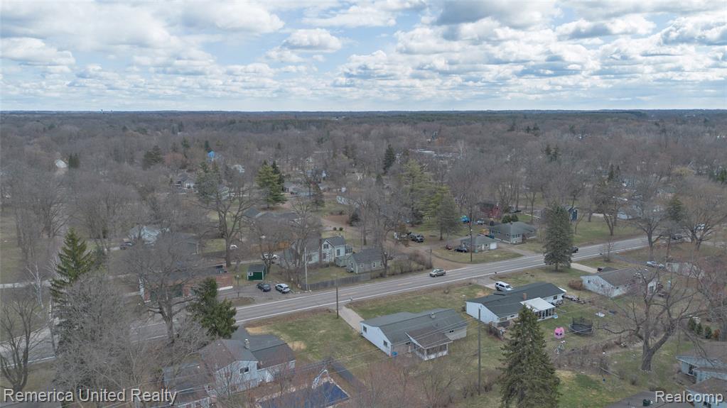 945 N Commerce Road, Commerce Twp, MI 48382 — Photo 57