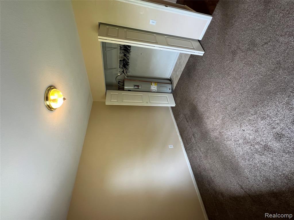 918 E Front Street, Monroe, MI 48161 — Photo 5