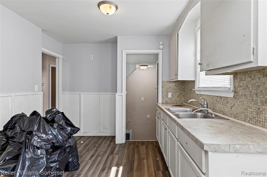 8626 Brace Street, Detroit, MI 48228 — Photo 11