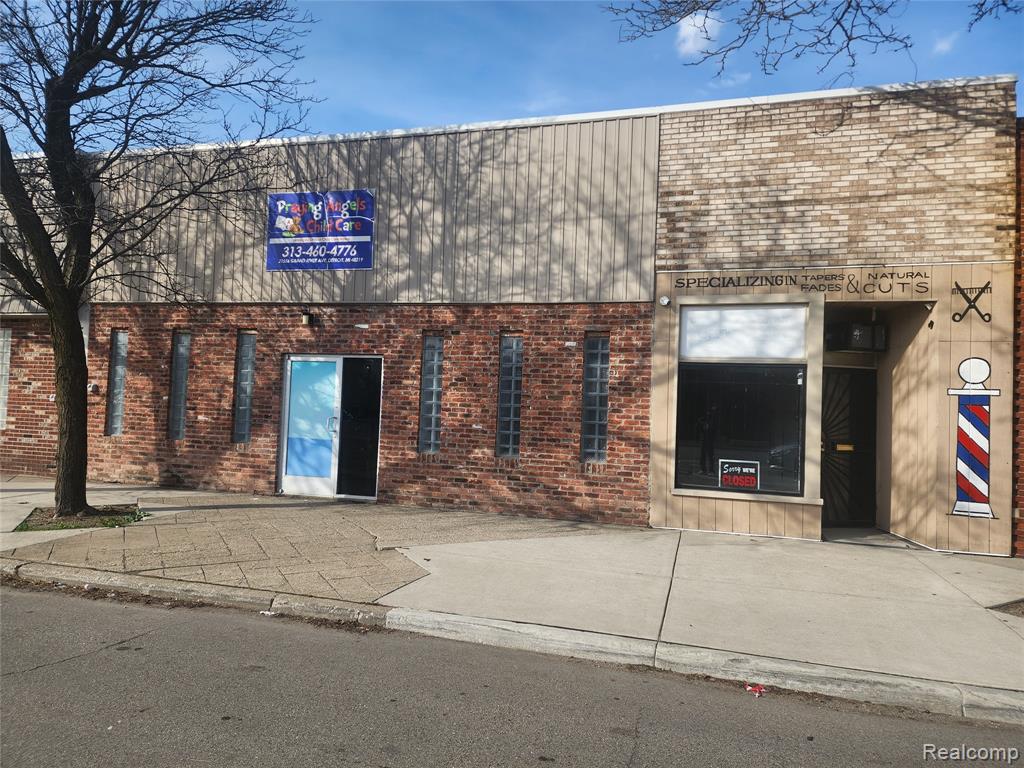 21548 Grand River Avenue - Photo 4
