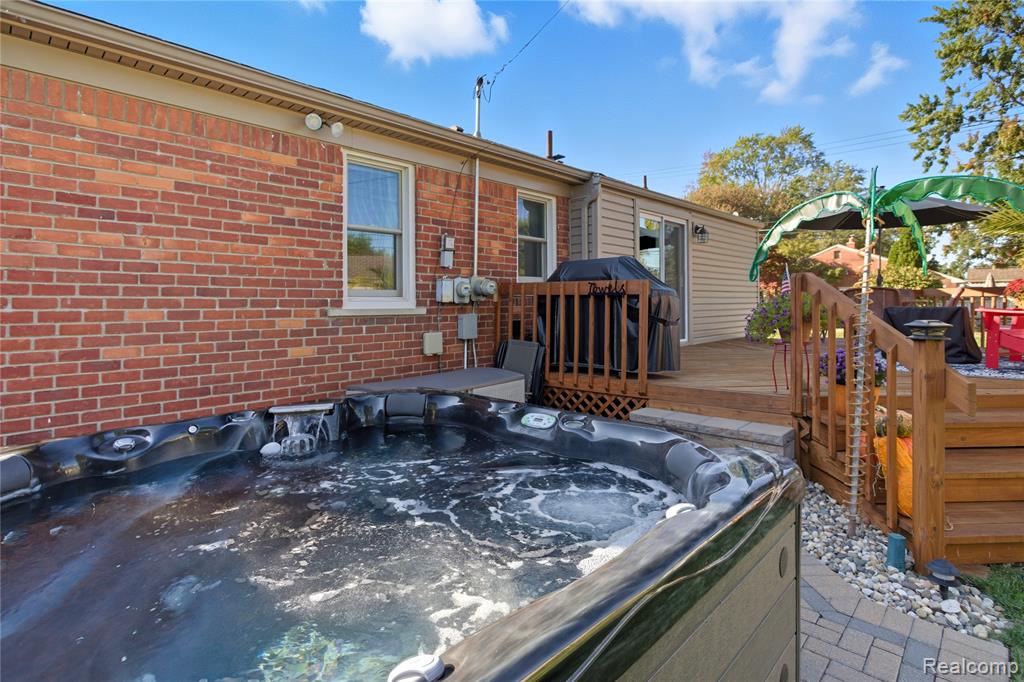9840 Brookfield Street, Livonia, MI 48150 — Photo 52