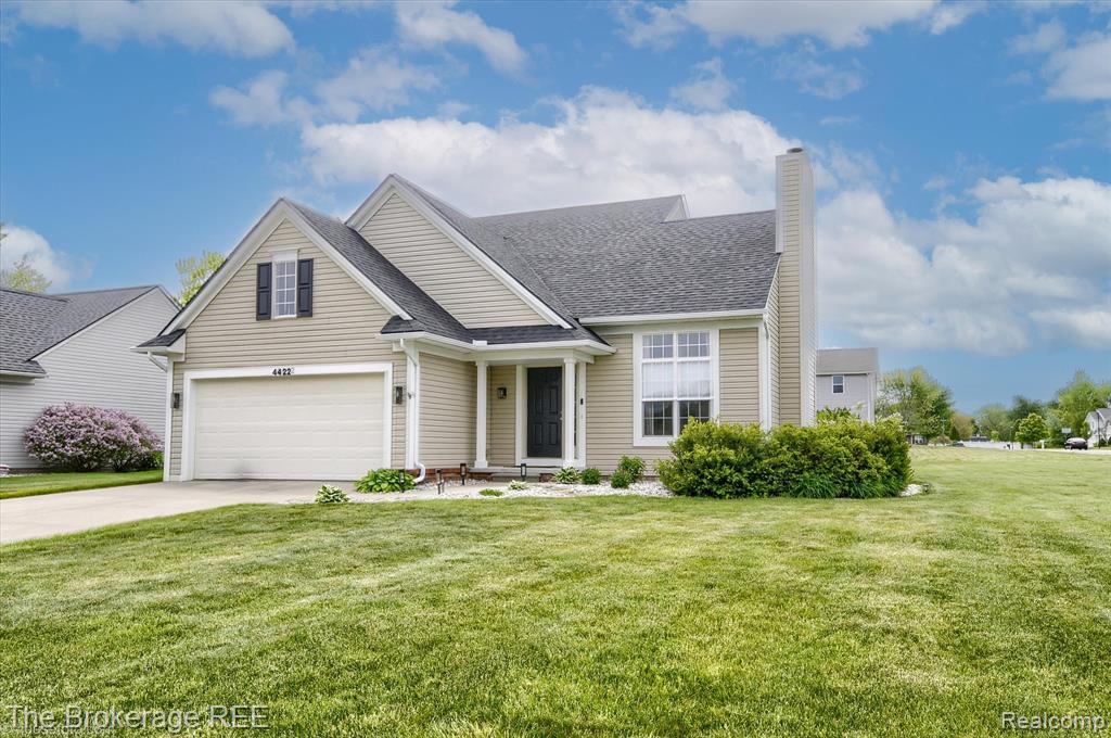 4422 JORDAN Drive, Grand Blanc, MI 48439 — Photo 2