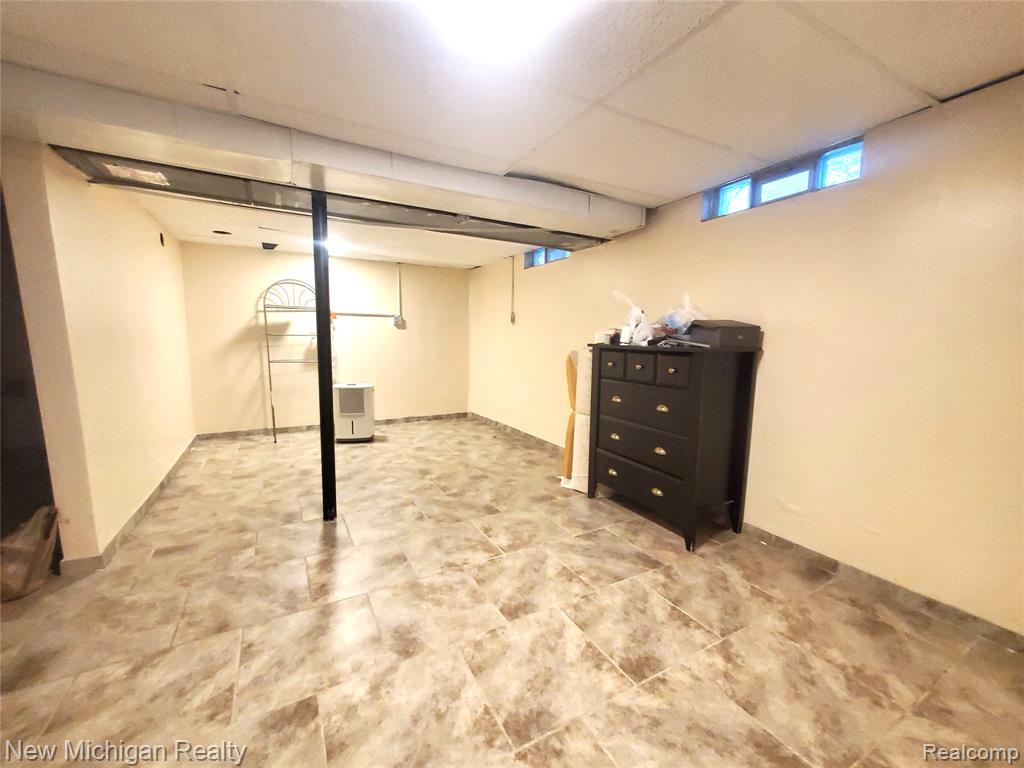 40225 Oak Tree, Novi, MI — Photo 15