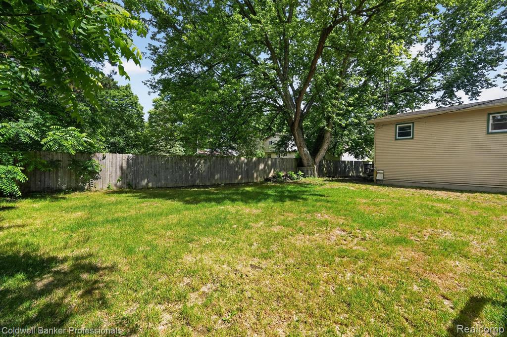 3024 Harold Drive, Columbiaville, MI 48421 — Photo 43