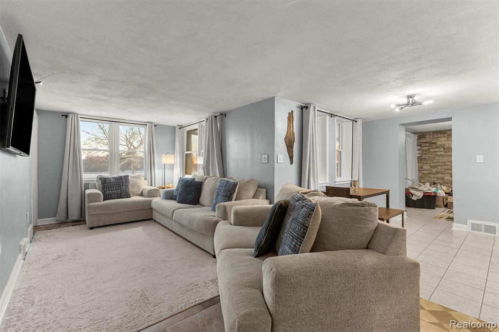 50001 Geddes Road, Canton, MI 48188 — Photo 23