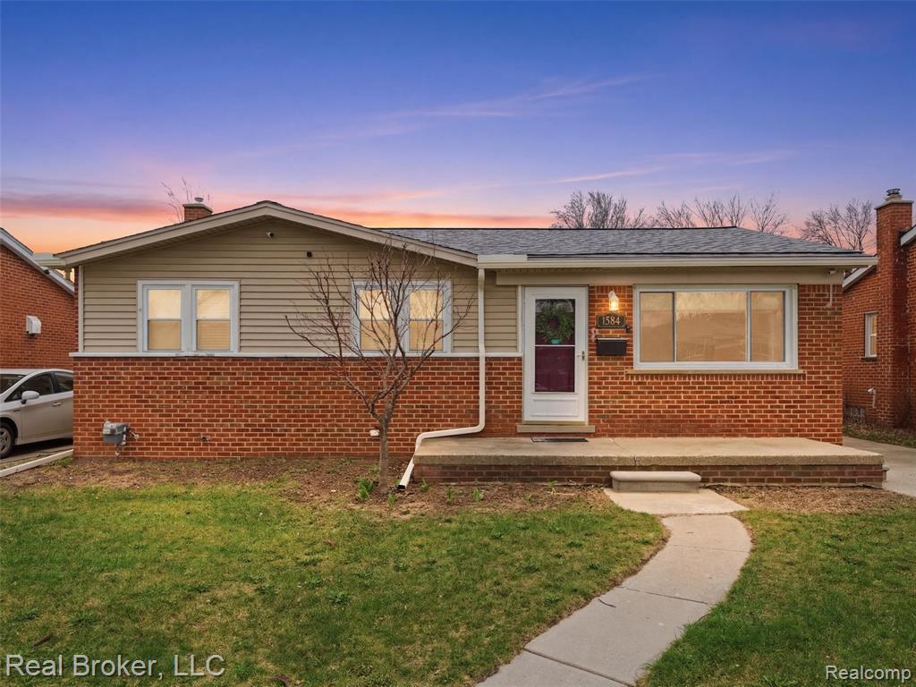 1584 Beaupre Avenue, Madison Heights, MI 48071 — front exterior