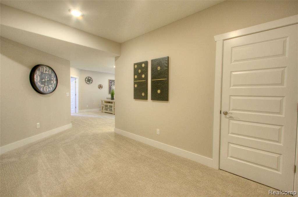 584 Round Rock Drive, Howell, MI 48843 — Photo 17