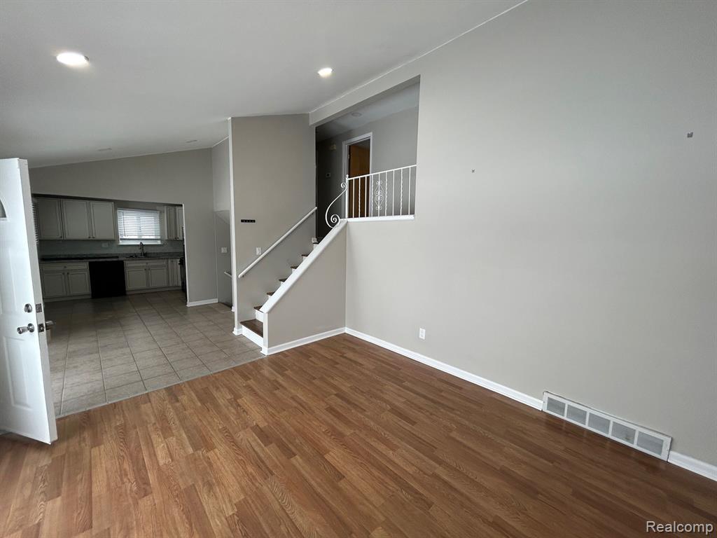 4472 BUCHANAN Avenue, Warren, MI 48092 — Photo 13