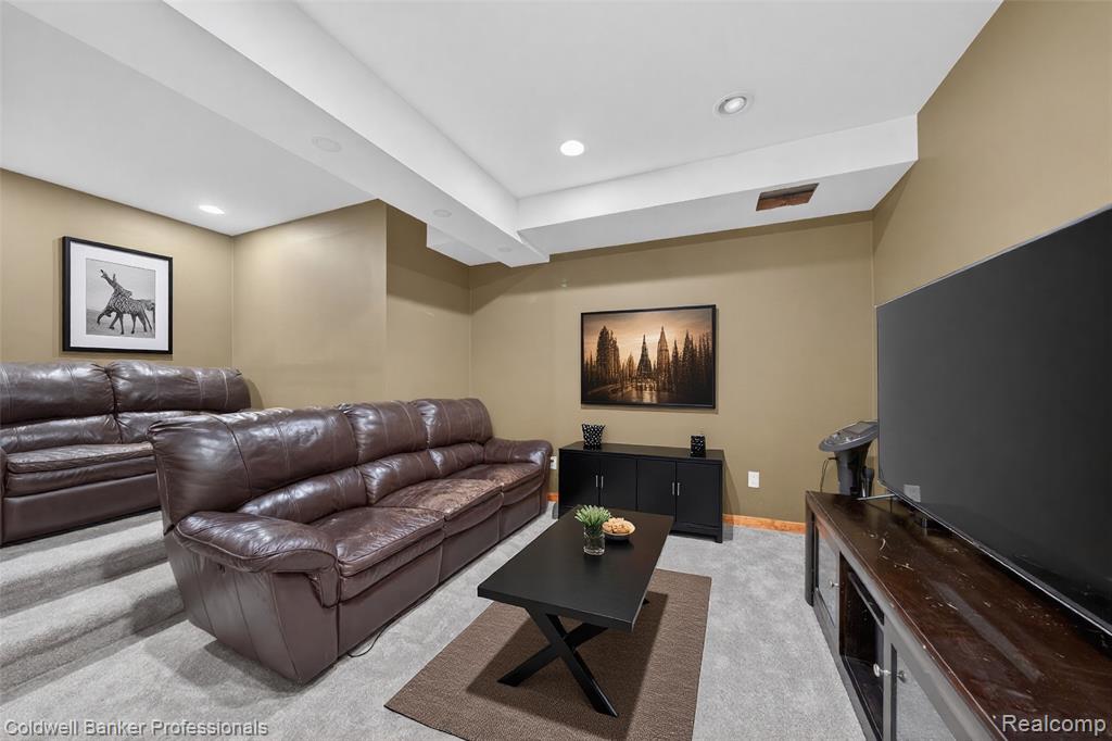 2076 Shore Hill Court, West Bloomfield, MI 48323 — Photo 26