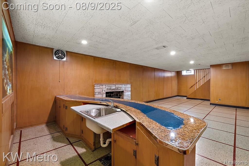 18241 Dunblaine Avenue, Beverly Hills, MI 48025 — Photo 65
