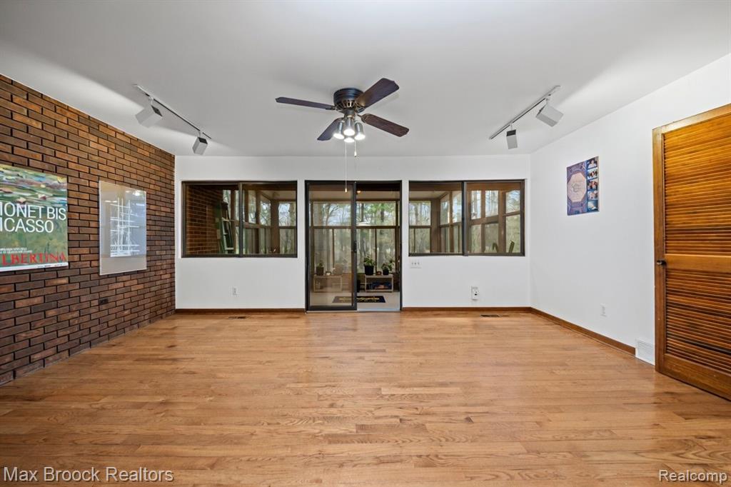 32674 Bingham Lane, Bingham Farms, MI 48025 — Photo 18
