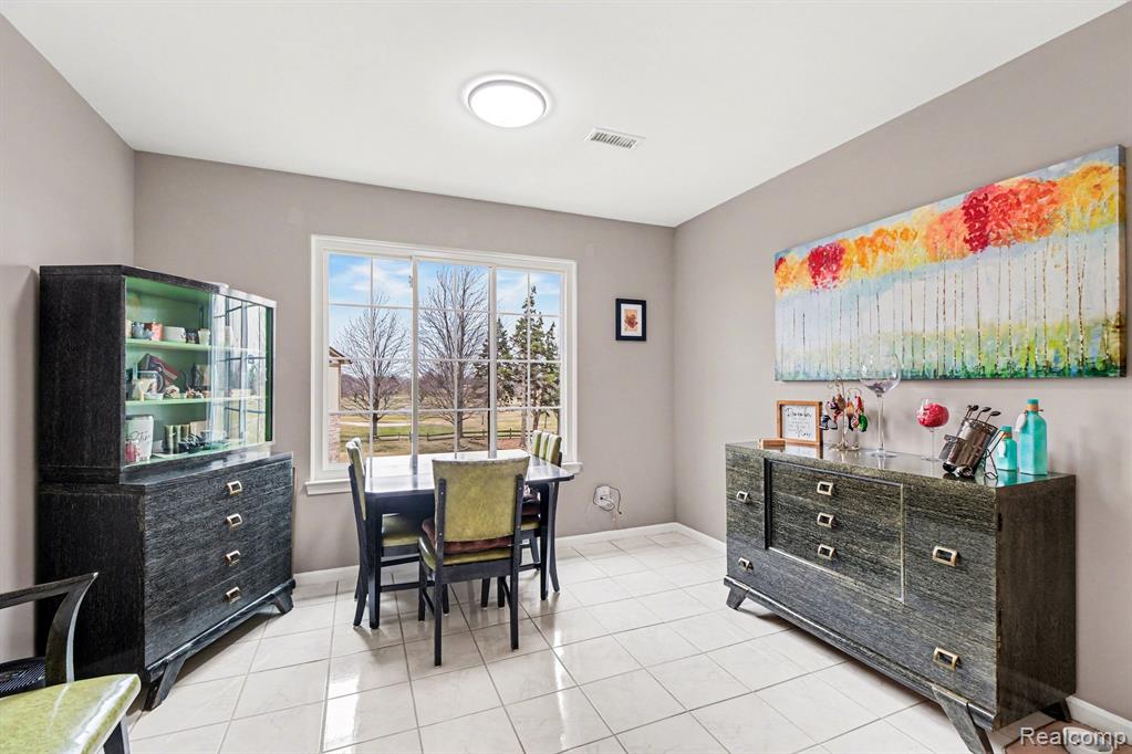 946 Country Club Drive, Saint Clair Shores, MI 48082 — Photo 7