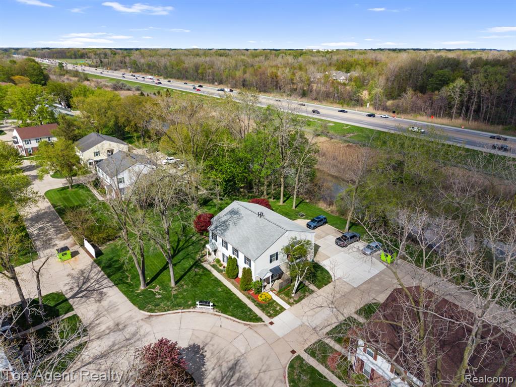 24755 Meadow Lane, Harrison Township, MI — Photo 37