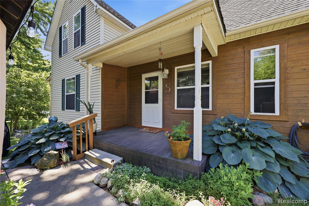 806 S 10th Street, St. Clair, MI 48079 — Photo 45