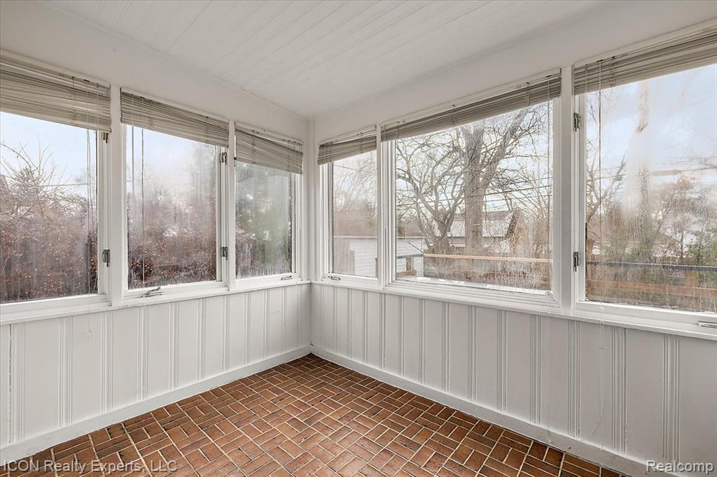176 Chippewa Road, Pontiac, MI 48341 — Photo 24