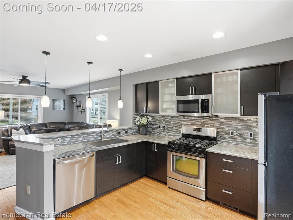 615 MARLIN Avenue, Royal Oak, MI 48067 — Photo 9