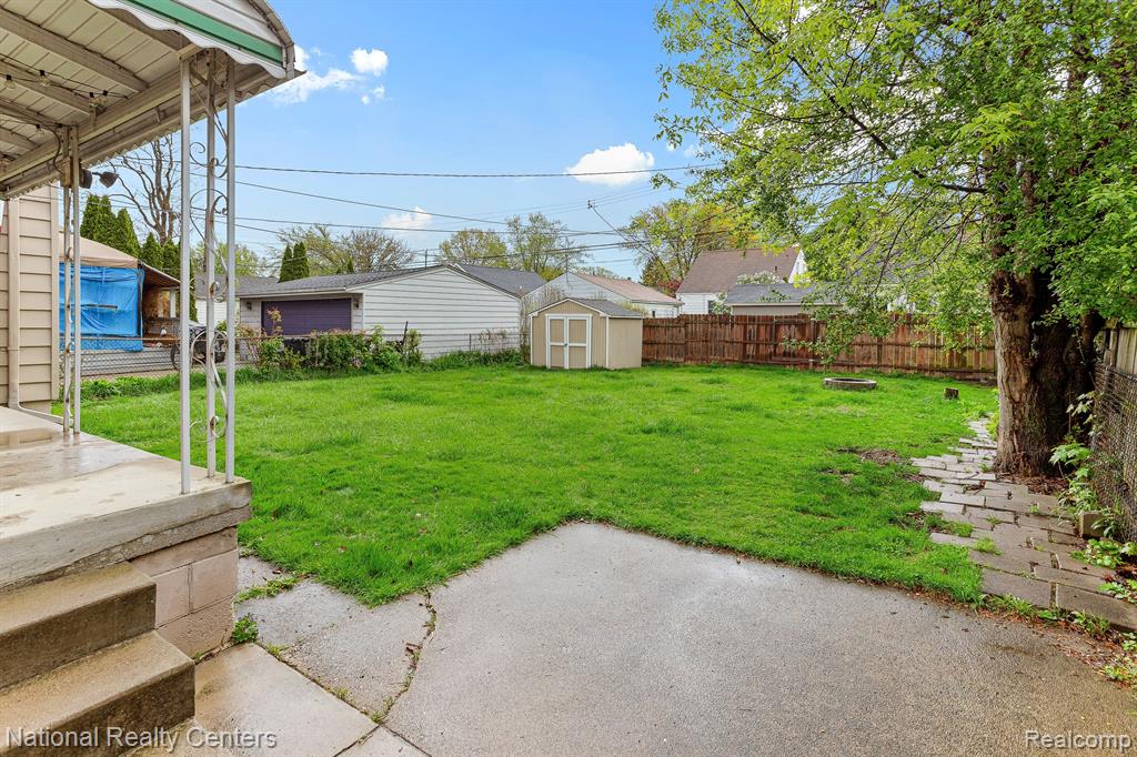 621 S Dorchester Avenue, Royal Oak, MI 48067 — Photo 23