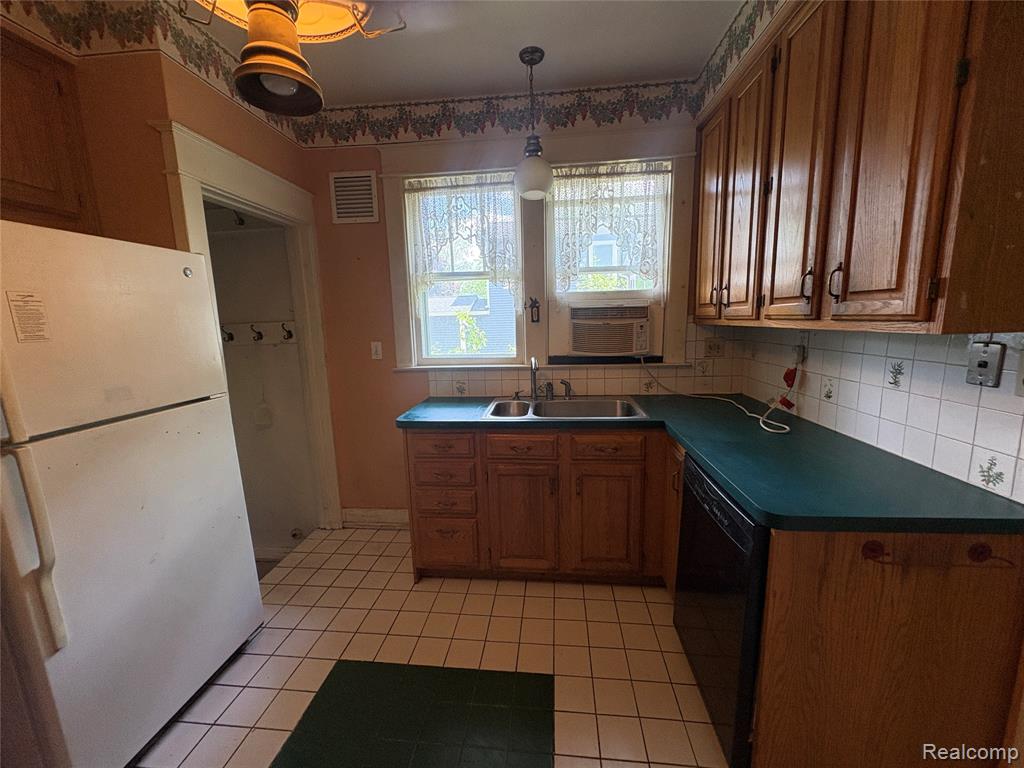2134 Beverly Boulevard, Berkley, MI 48072 — Photo 13