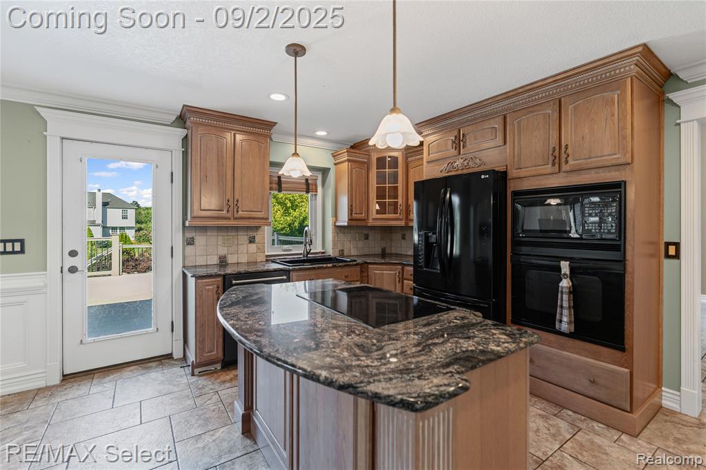 8468 Cranbrook Drive, Grand Blanc, MI 48439 — Photo 13