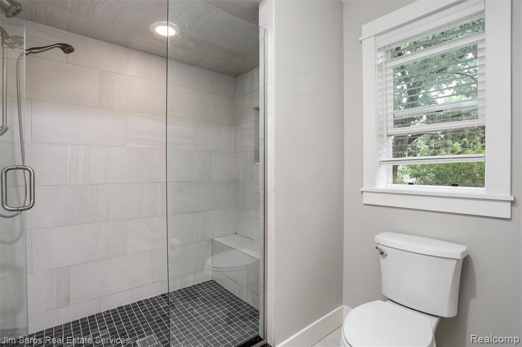 406 N Altadena Avenue, Royal Oak, MI 48067 — Photo 22