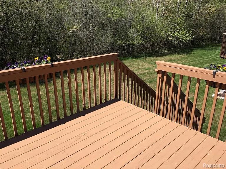 5894 Augusta Lane, Grand Blanc, MI 48439 — Photo 31